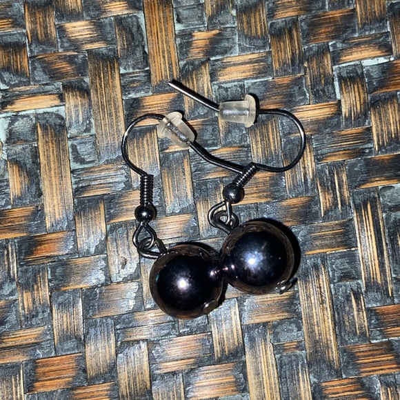 SET of FOUR PAIRS of Earrings - Picture 9 of 11